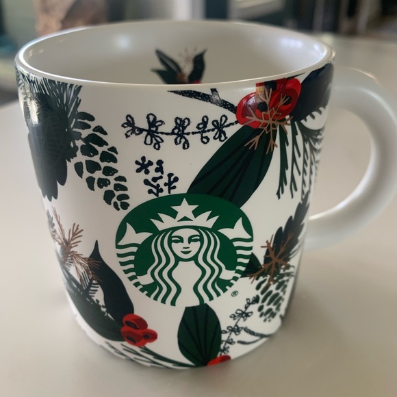 Starbucks 2021 Pinecone and Holly Christmas Mug. - Picture 1 of 5
